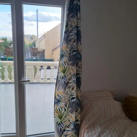 Studio Avec Terrasse
